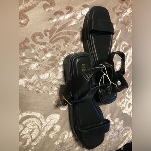 Solid Ankle Strap Flatform Sandals